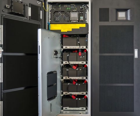 سیستم های برق بدون قطع (UPS) ، مقاومت در برابر آتش